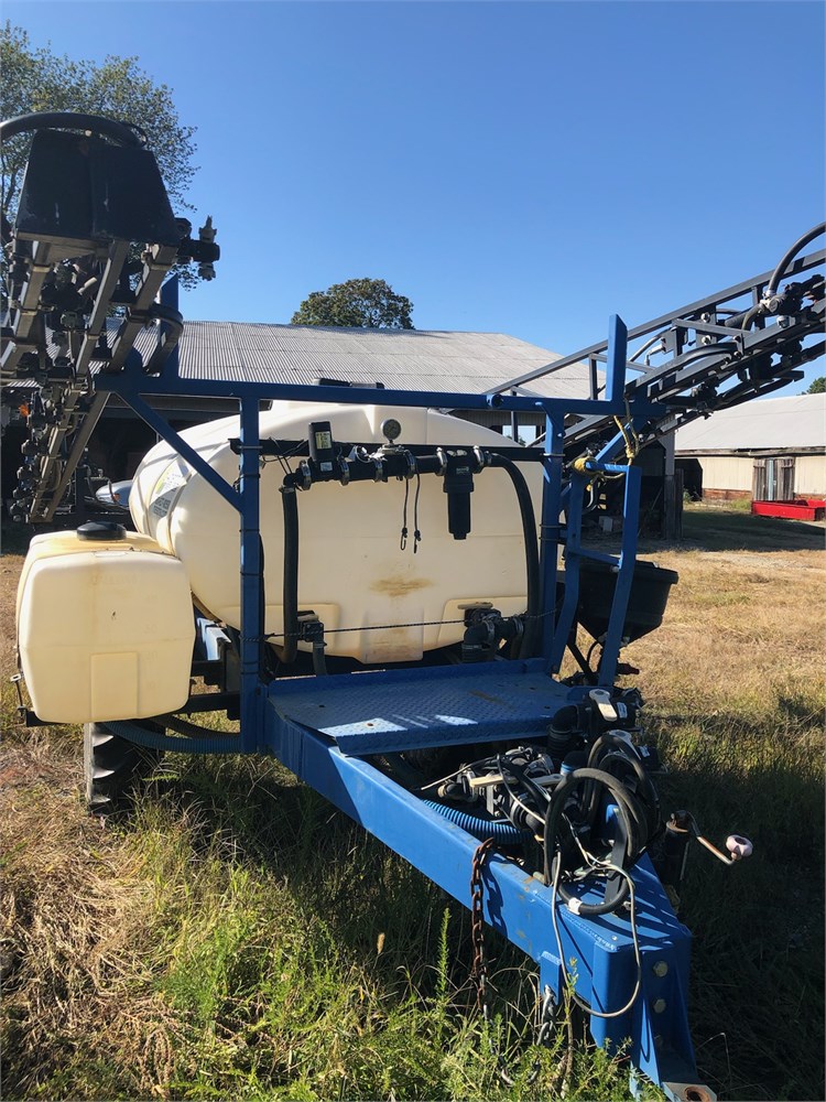 Corteva Equipment Sales 2015 Field Pro 500 Sprayer Chestertown
